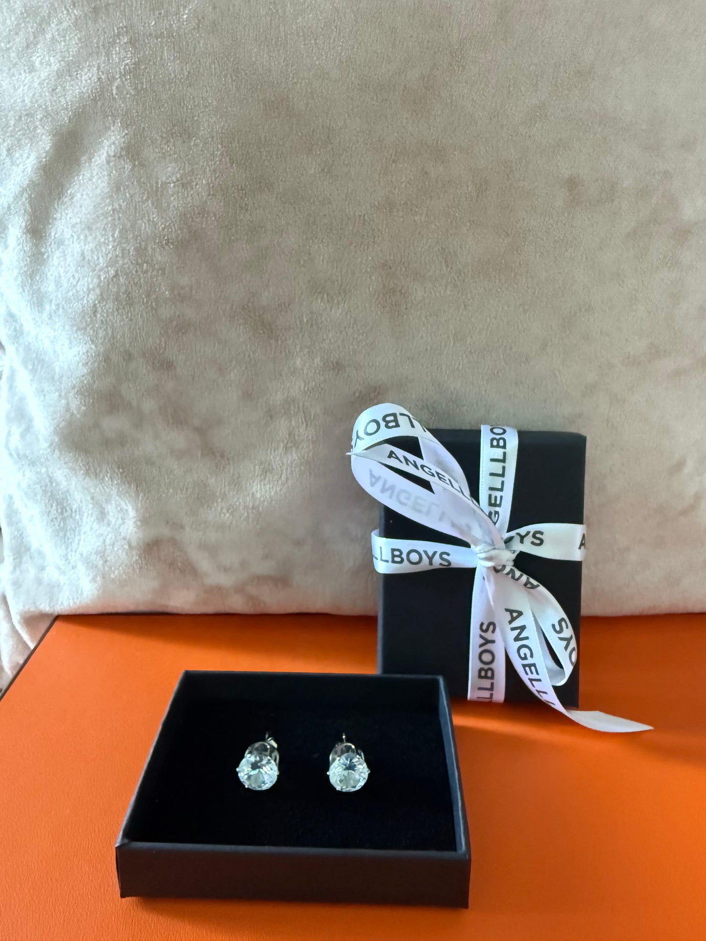 The Fancy White Brilliant Cut Diamond in 10mm