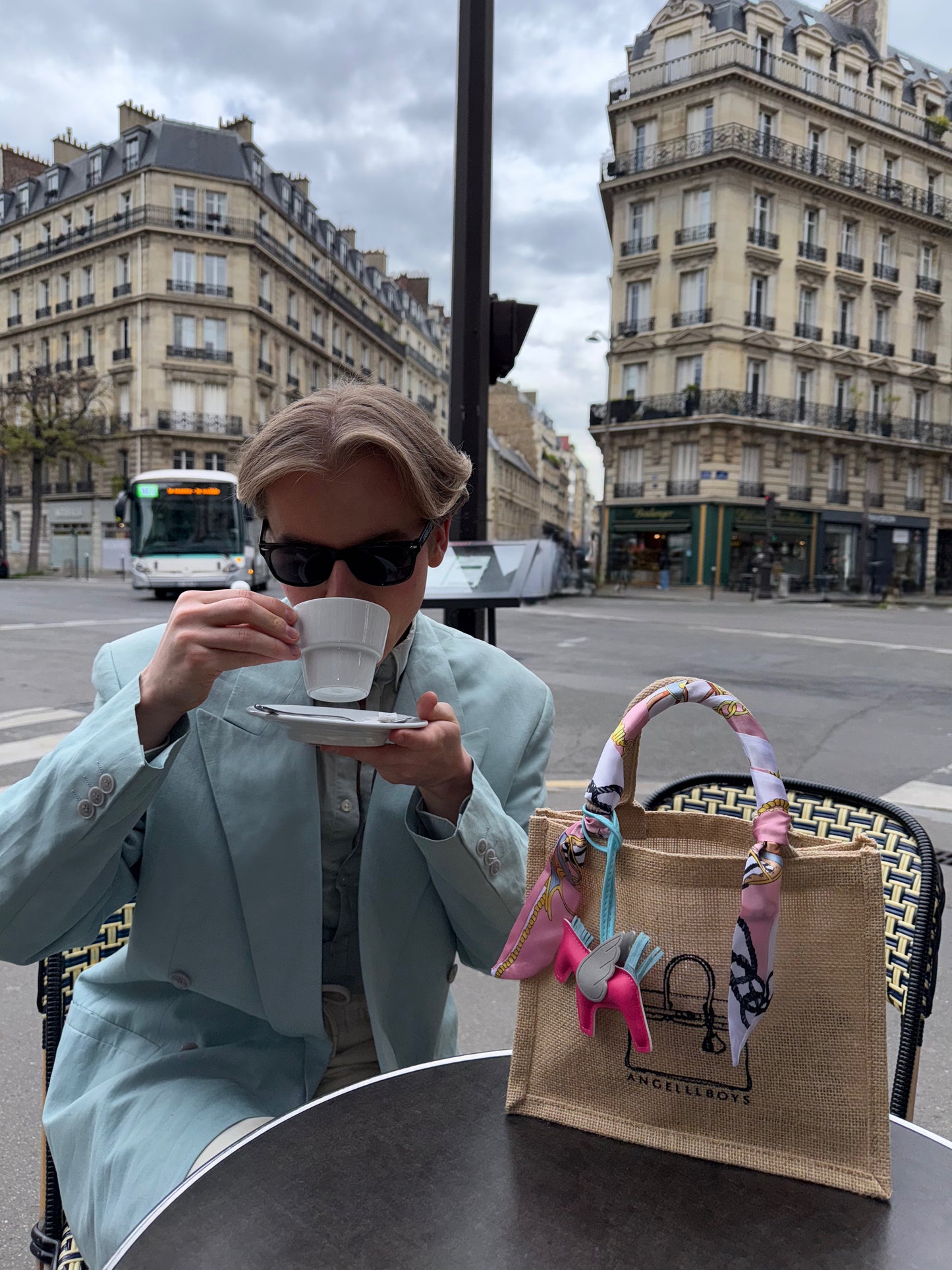 Pink Lady in Paris Bundle including Sunglasses (4pcs) in Natural