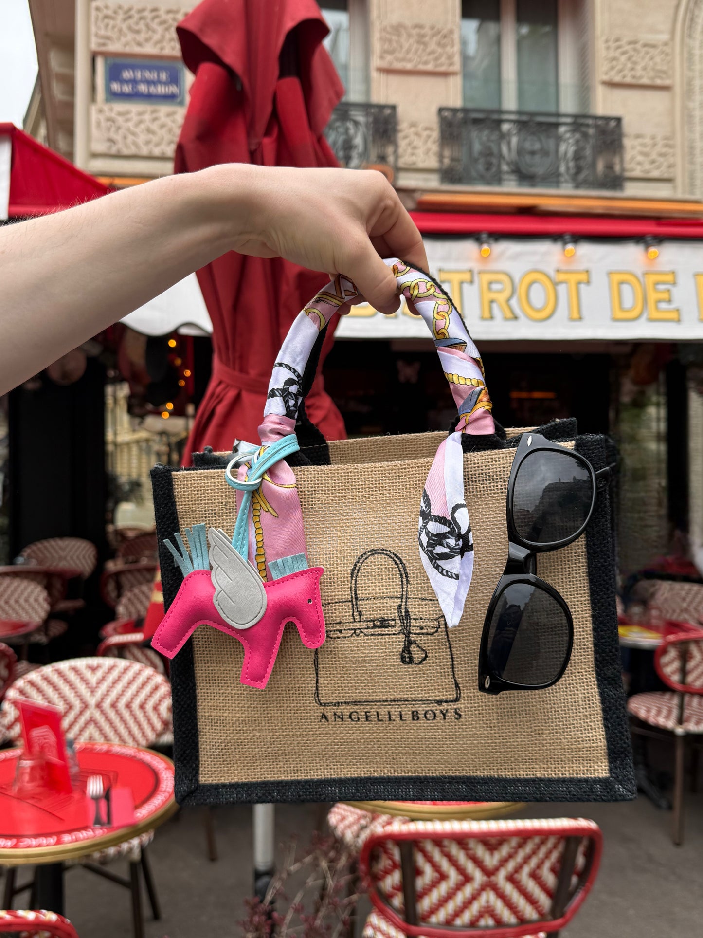 Pink Lady in Paris Bundle including Sunglasses (4pcs) in Black