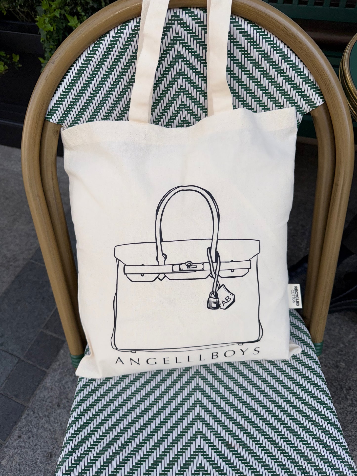 The ‘Ultimate Bag’ Tote