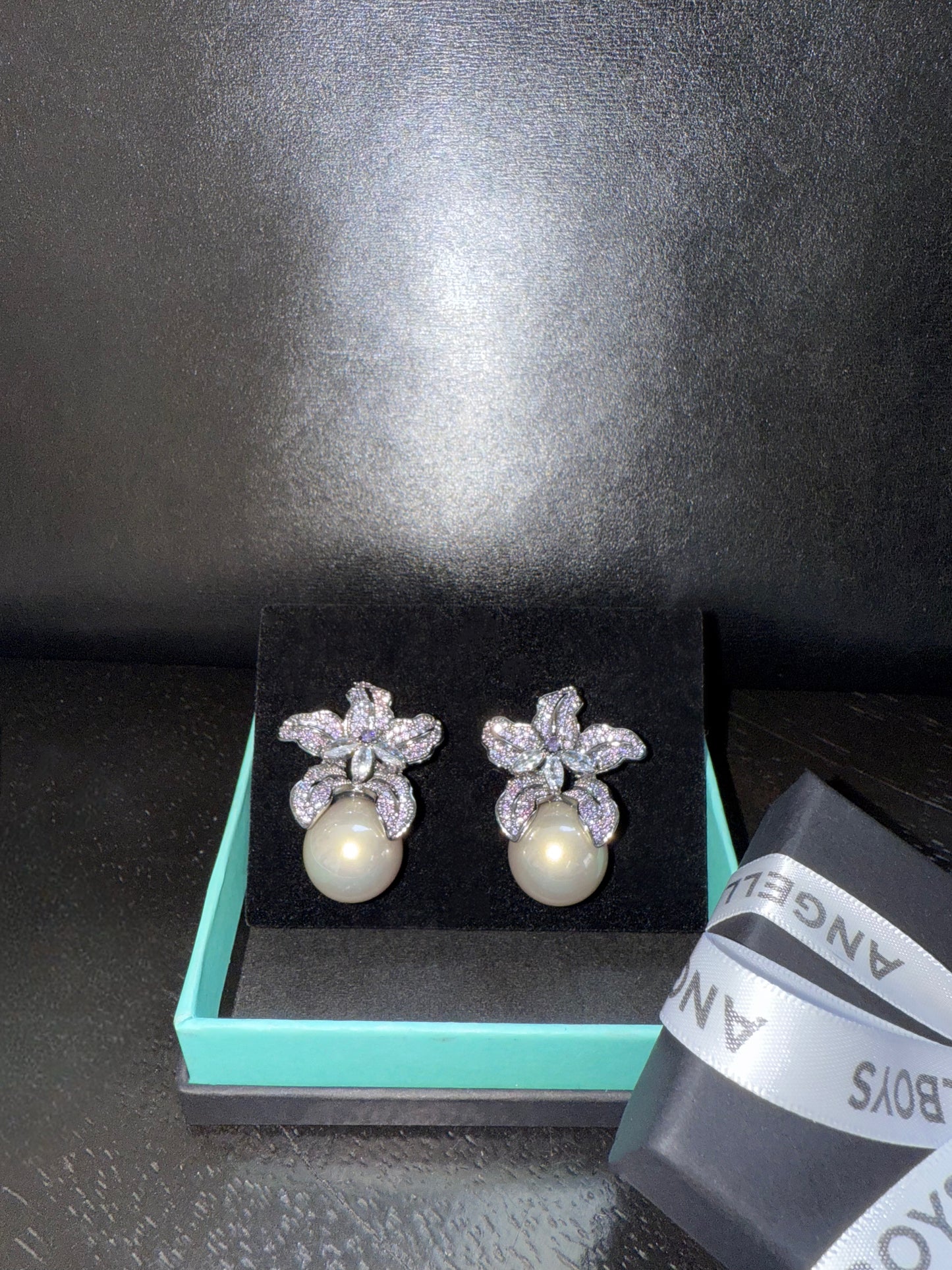Poetic Pearl Wisteria Earrings in White Diamonds
