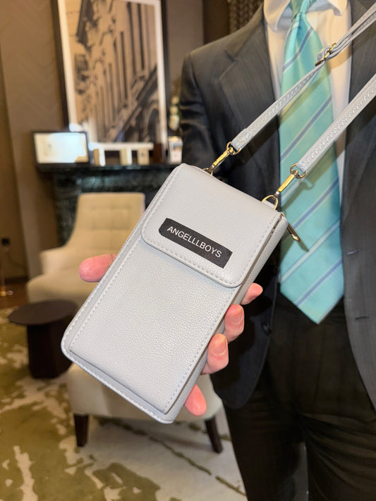 The International Jet Set Pouch in British Pebble
