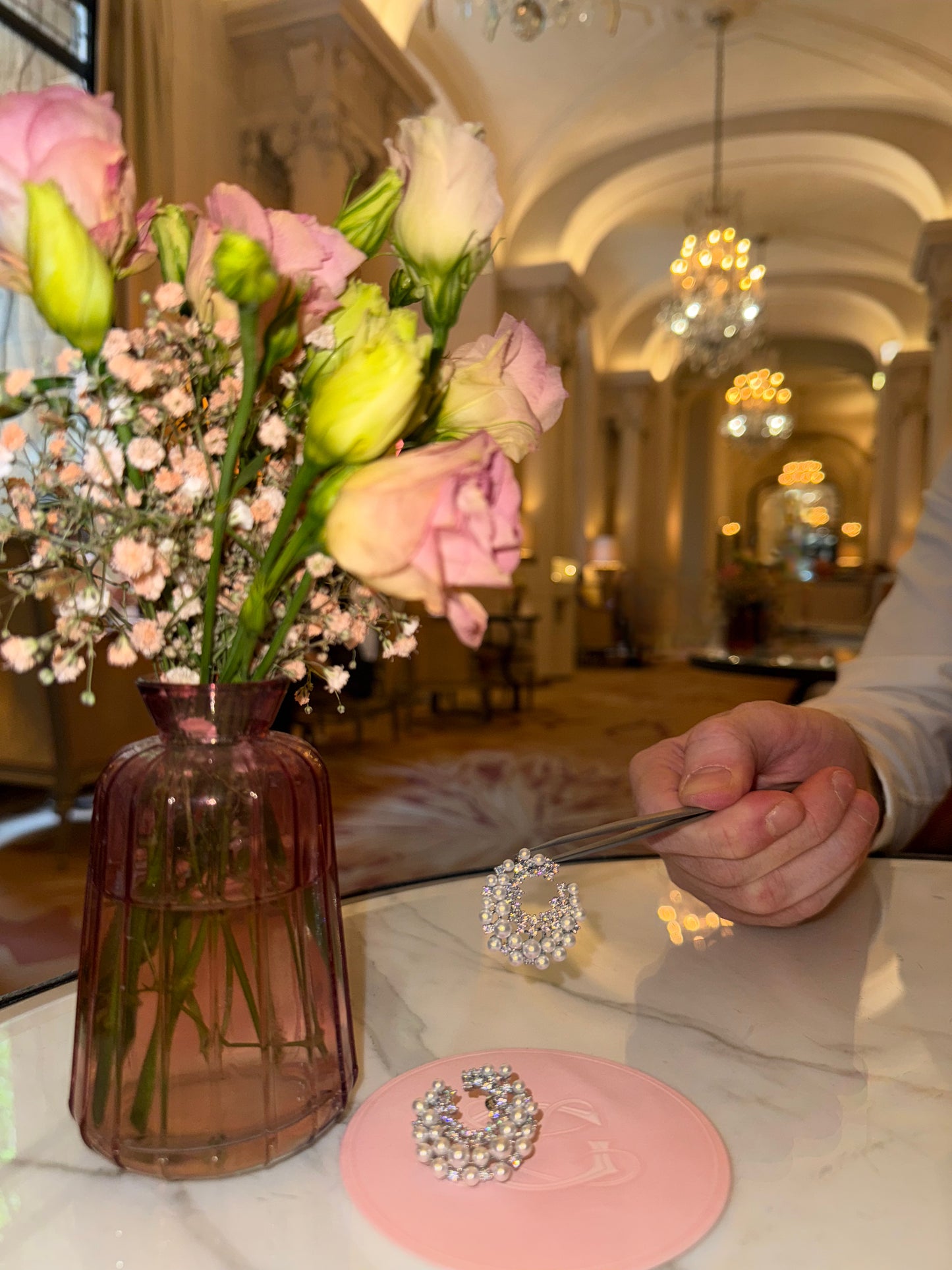 The Romantic Garland Earrings in White Diamonds