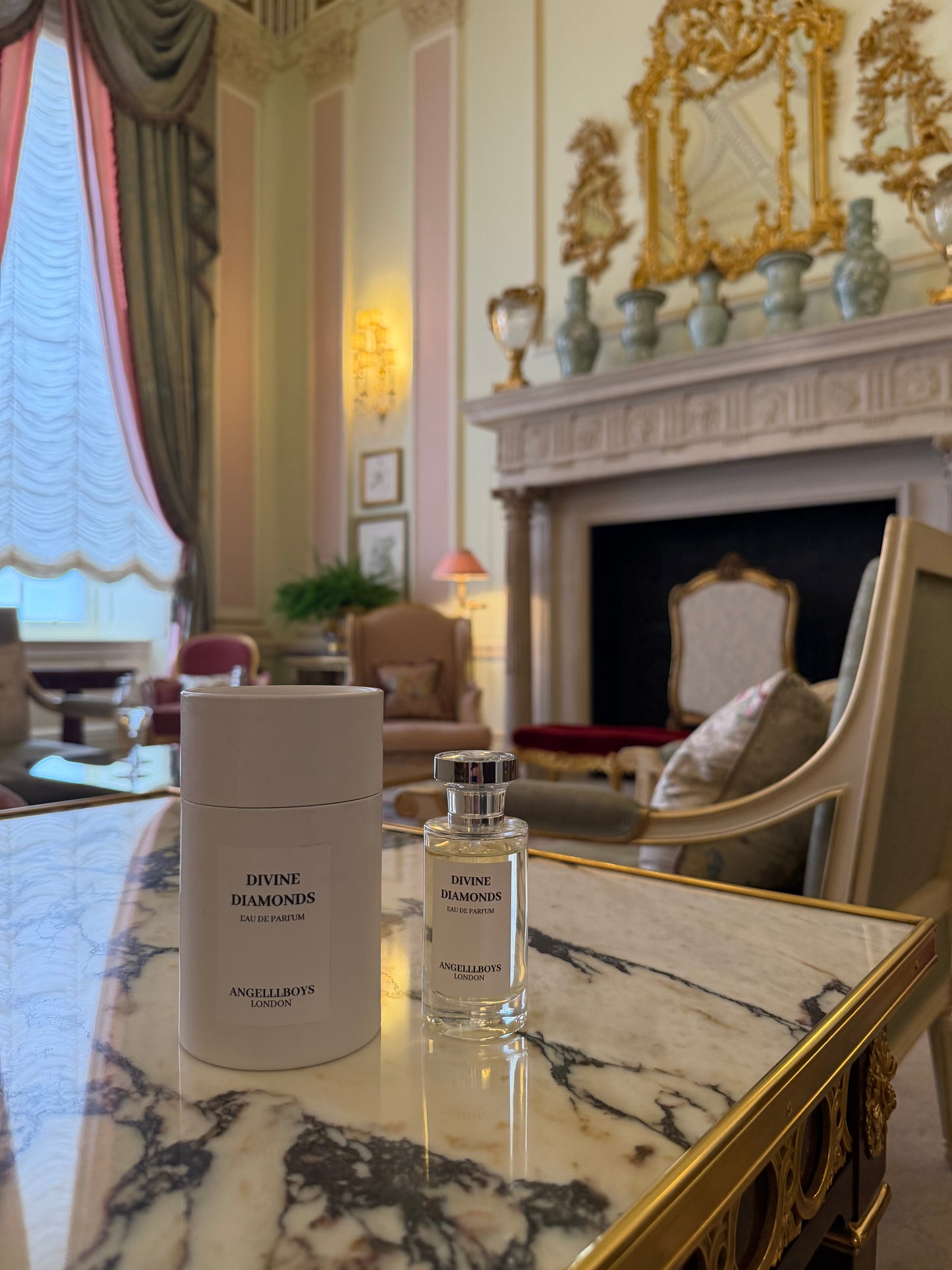 Divine Diamonds Eau De Parfum (50ml) floral-gourmand scent with notes of iris, patchouli, vanilla, and praline (it smells divine!)