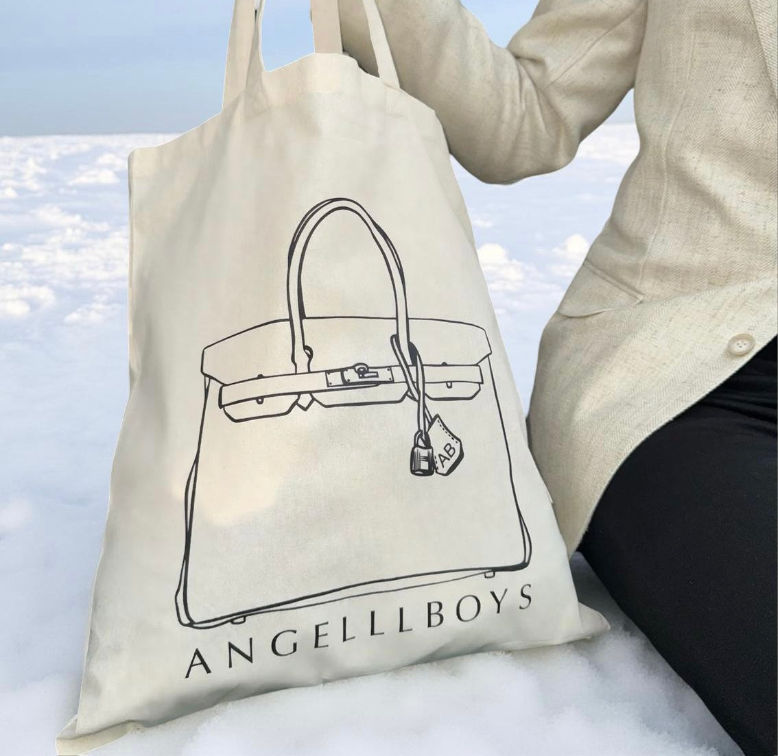 The ‘Ultimate Bag’ Tote