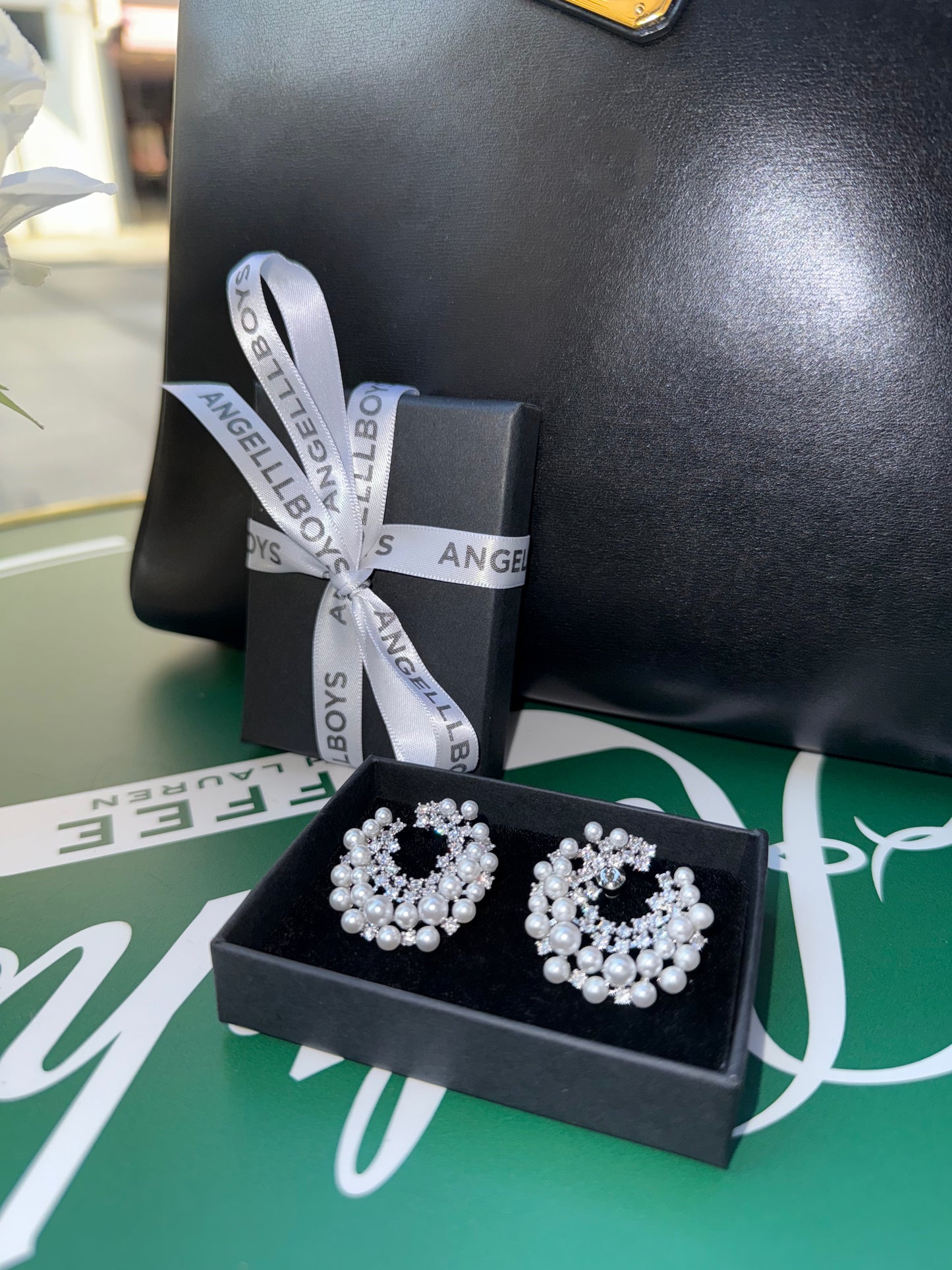 The Romantic Garland Earrings in White Diamonds