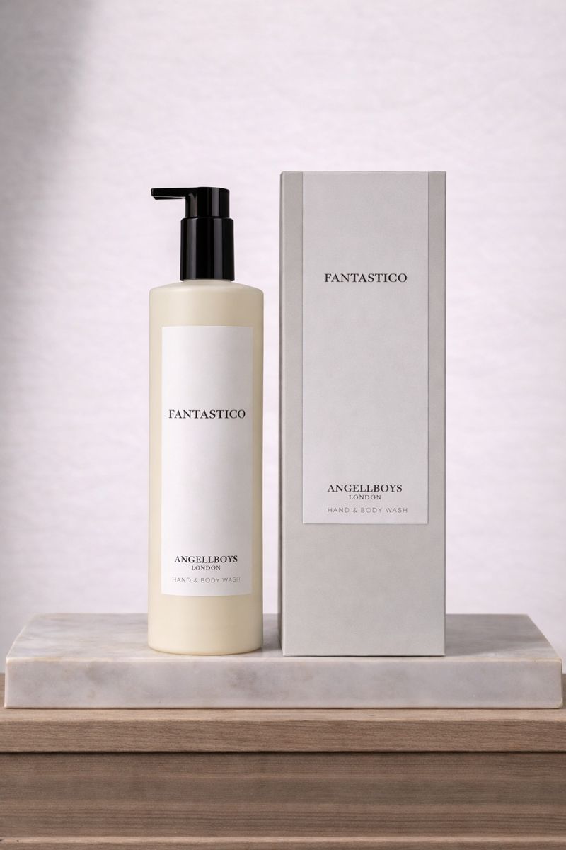 Fantastico Velvet Hand and Body Wash in Black Pomegranate