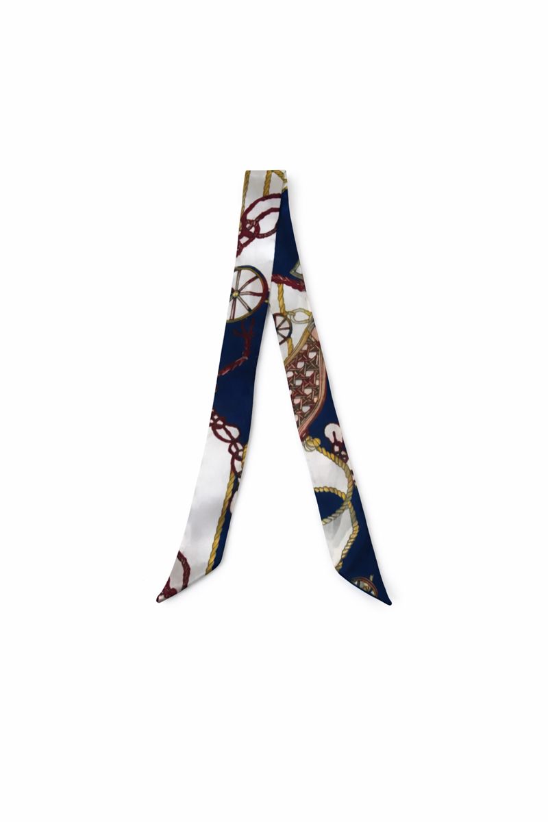 Twilly in Yachting Around Capri                          (x1)