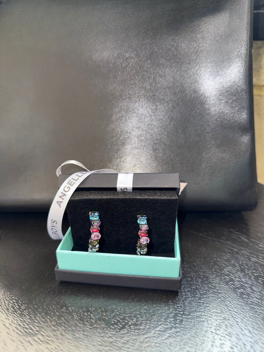 The Romantic Hoops Earrings in Parisienne