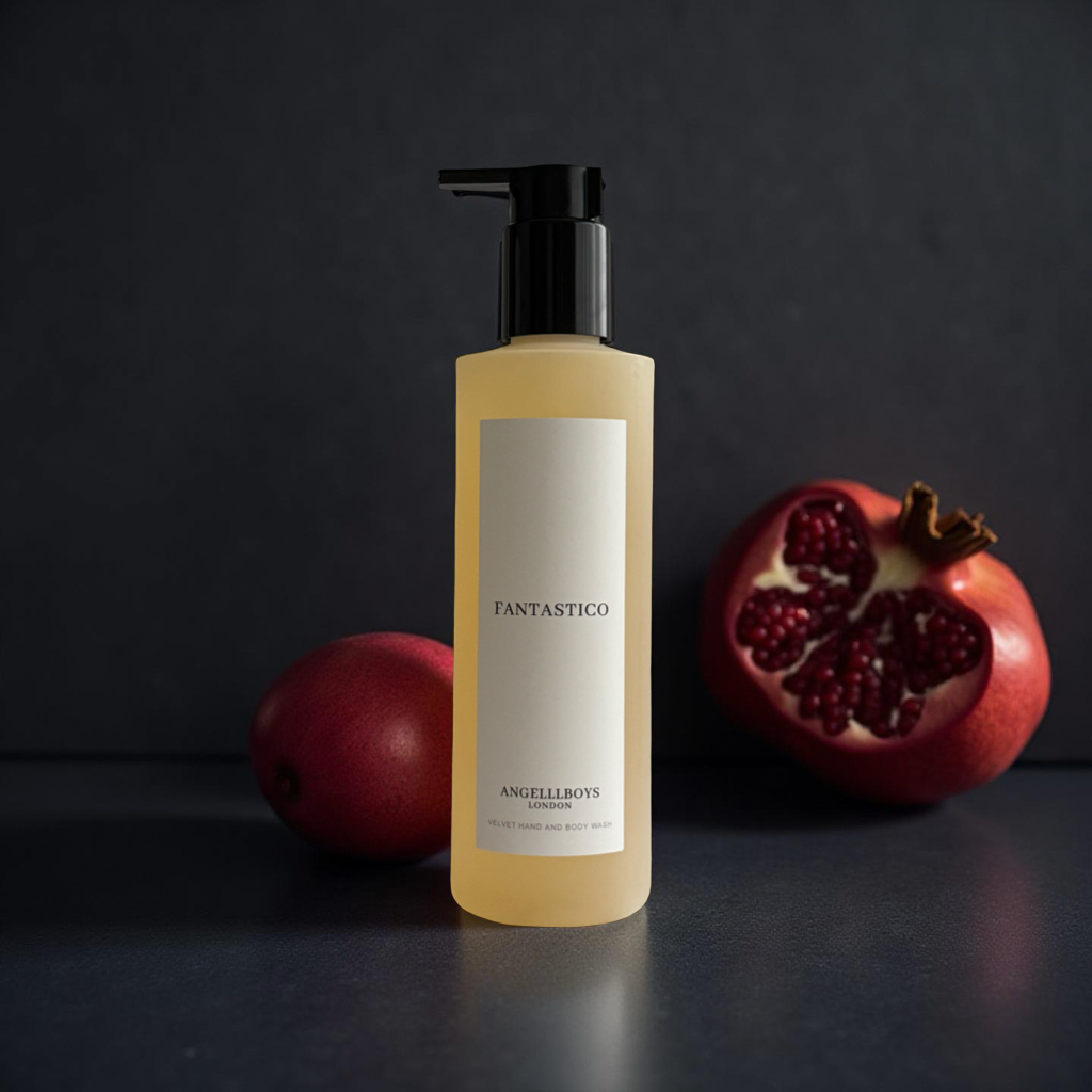 FANTASTICO: Velvet Hand and Body Wash with Black Pomegranate 250ml